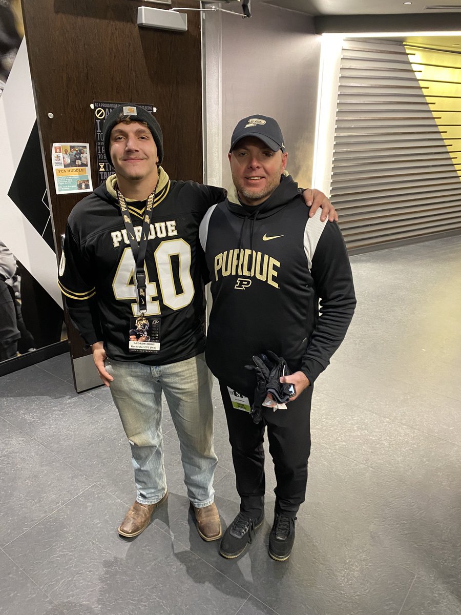 AndrewEriks's tweet photo. Can’t thank @BoilerFootball enough for the visit, it was great experience @CoachAMueller @CoachNatePurdue @coachdavidelson @AshtonBpro https://t.co/dguSGQKoCC