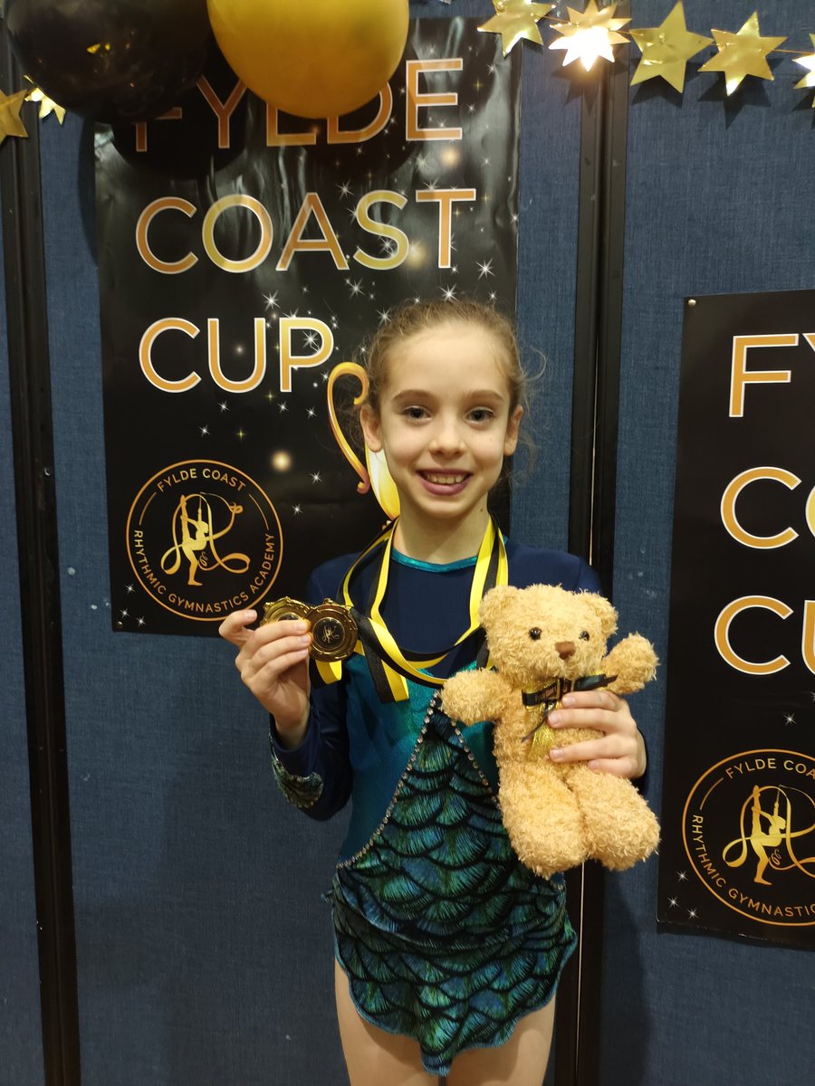 LydiaTh05024494's tweet photo. Another double gold day, 1st hoop and 1st ball! @OPA_LG @OPALG_6H2223 https://t.co/OWcdFQ6XwZ
