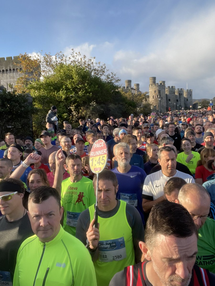 markdarbo's tweet photo. Hated this race today, the only good thing about was wearing my #breakfree vest and getting someone on the #RecoveryPosse bus by telling him about #avrt and how itβs changed my life. He bought #rationalrecovery there and then at the finish line. Every cloud and all that. https://t.co/B4w61CyvMv