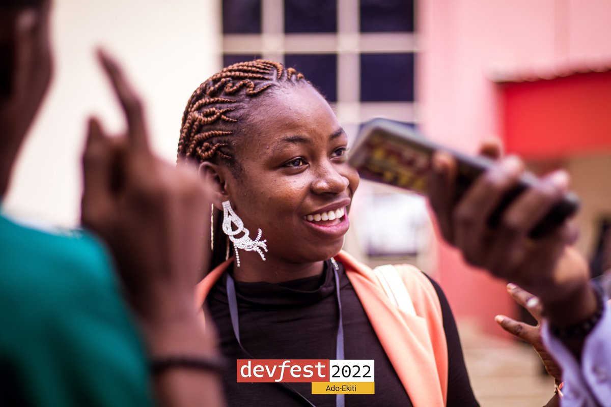 helen_codeadict's tweet photo. Networking! networking!
Yesterday was fun, I was live @ #DevFestAdo22 where I presented a speech on the field of data science, it was really fun as we explored the world of data science together. Many students got interested in this field and its a great pat
#DevFest2022 #DevFest https://t.co/xitWEhMzH3