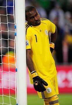 casa_de_banta's tweet photo. Ecuador’s goalkeeper throughout the game against Qatar😂
#FIFAWorldCup  #QatarWorldCup2022 https://t.co/bu05NO13TH