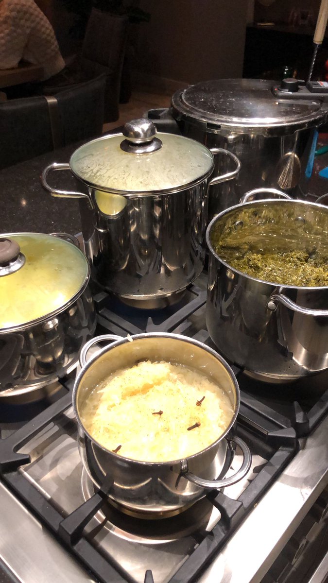 Bokbier-middag.. met eigen gemaakte stamppot van onze eigen chefkok Frits! ! 😋😋 #gezelligheid!  #proost #Berlijngroep <a href="/FritsRorink/">Frits Rorink</a>