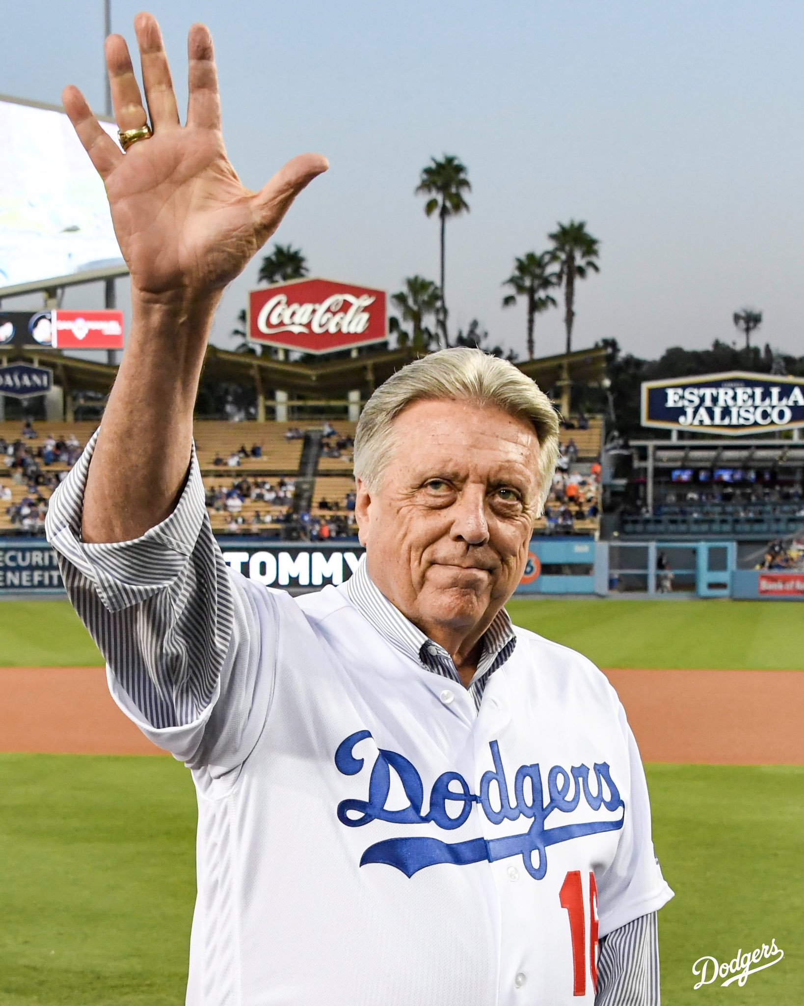 Dodgers: Happy birthday, Rick Monday! 