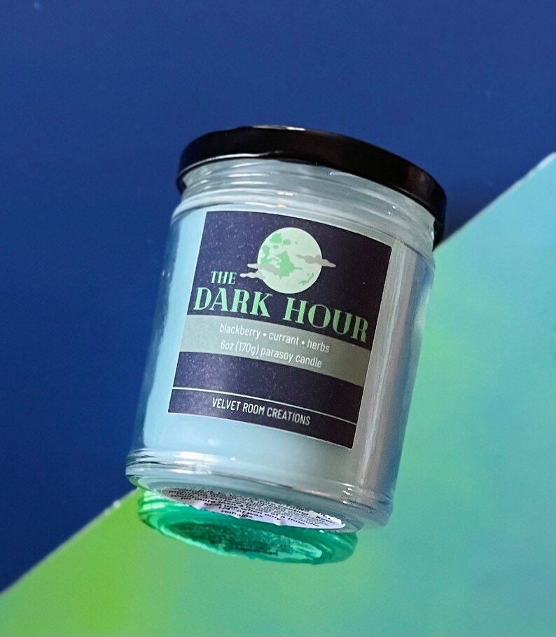 velvetroomba's tweet photo. want something to burn while this platform falls apart? want it to smell good, too? or maybe just want to get started on christmas gifts? velvet room creations has your back. link below 🔻 https://t.co/LENB4Eyfcu