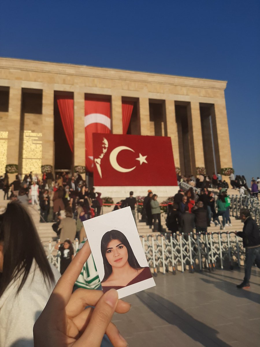 fatmavusar's tweet photo. Kaliteli bir tatil oluyor✍🏻 https://t.co/9ZXaRNbsZu
