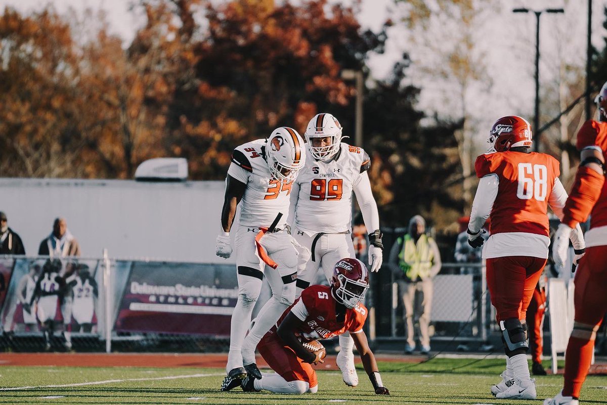 GoCamelsFB's tweet photo. Winning football😤

#RollHumps🐪🏈 https://t.co/GhecuUbf1u