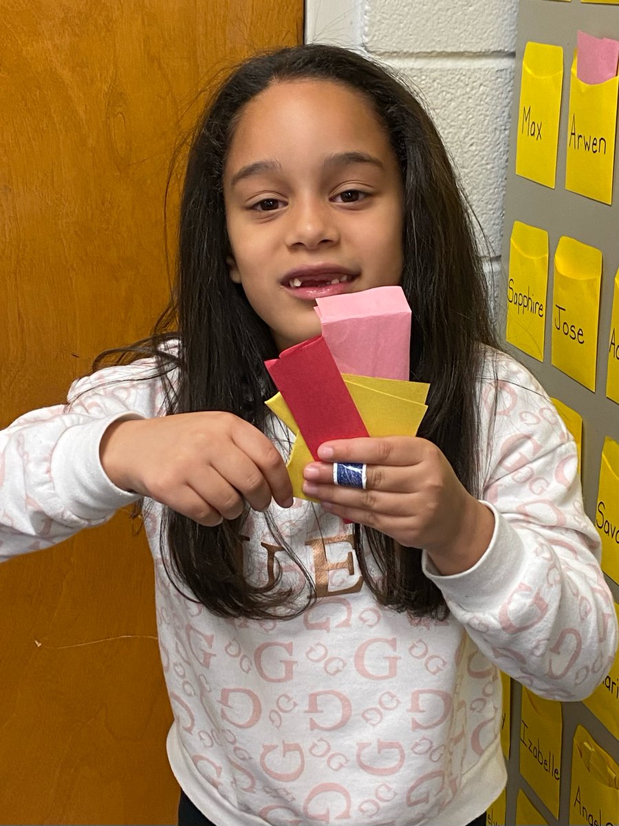 Here's Ms. Williams's Affirmation Station. Her students wrote kind words all week and check their “mailboxes” on Fridays. They were so grateful and happy to find their affirmations. This is building a positive culture in her classroom   🐝💛🖤💛 #SESCKH. #SEShasHeart