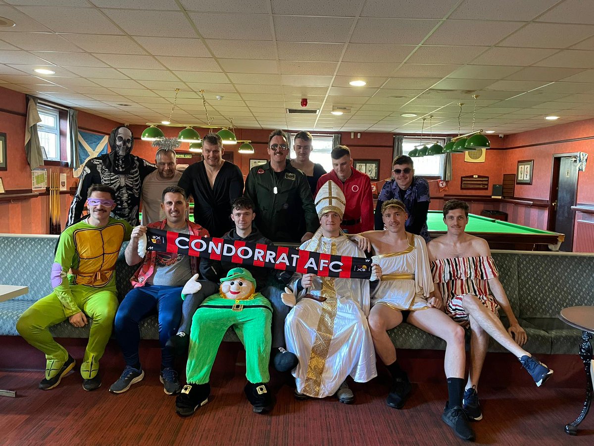 CondorratAFC's tweet photo. 𝕄𝕆𝕍𝔼𝕄𝔹𝔼ℝ 𝟙𝟘𝕜𝕞 👨

Fantastic effort from the boys today. We have ran a fancy dress 10km to raise awareness and funds for Movember.

We are looking to raise as much money as we can before the month is out so any and all donations are appreciated

https://t.co/QadvsttJ1q https://t.co/F35KqAtlue