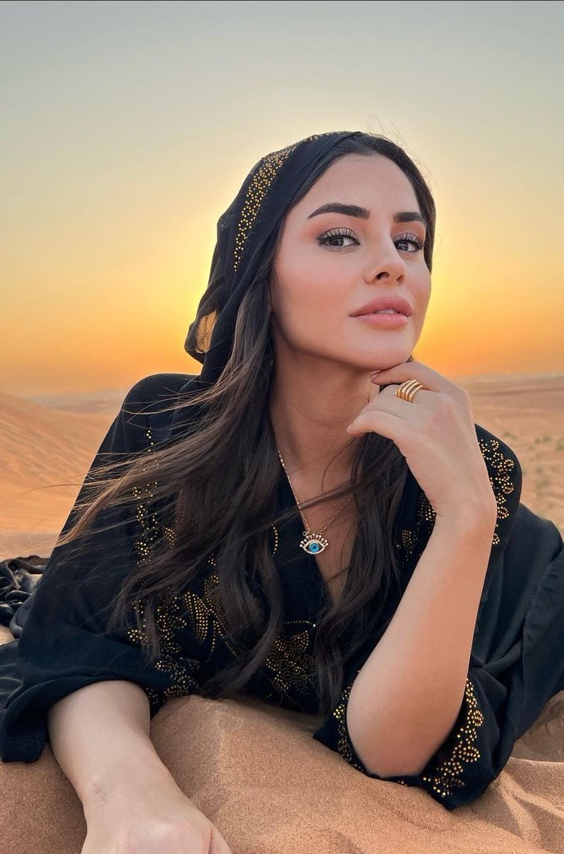 BetulTozlu2's tweet photo. Güzelliğim benim 🖤��️
#HazalCağlar https://t.co/h98tWRKhUT