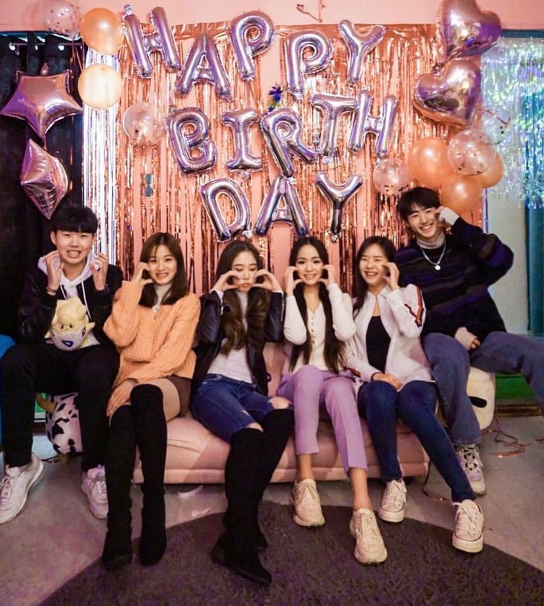 sjaeyunsgf's tweet image. NUNCA HABIA VISTO ESTAS FOTOS DE SUNGHOON PREDEBUT????? OMG