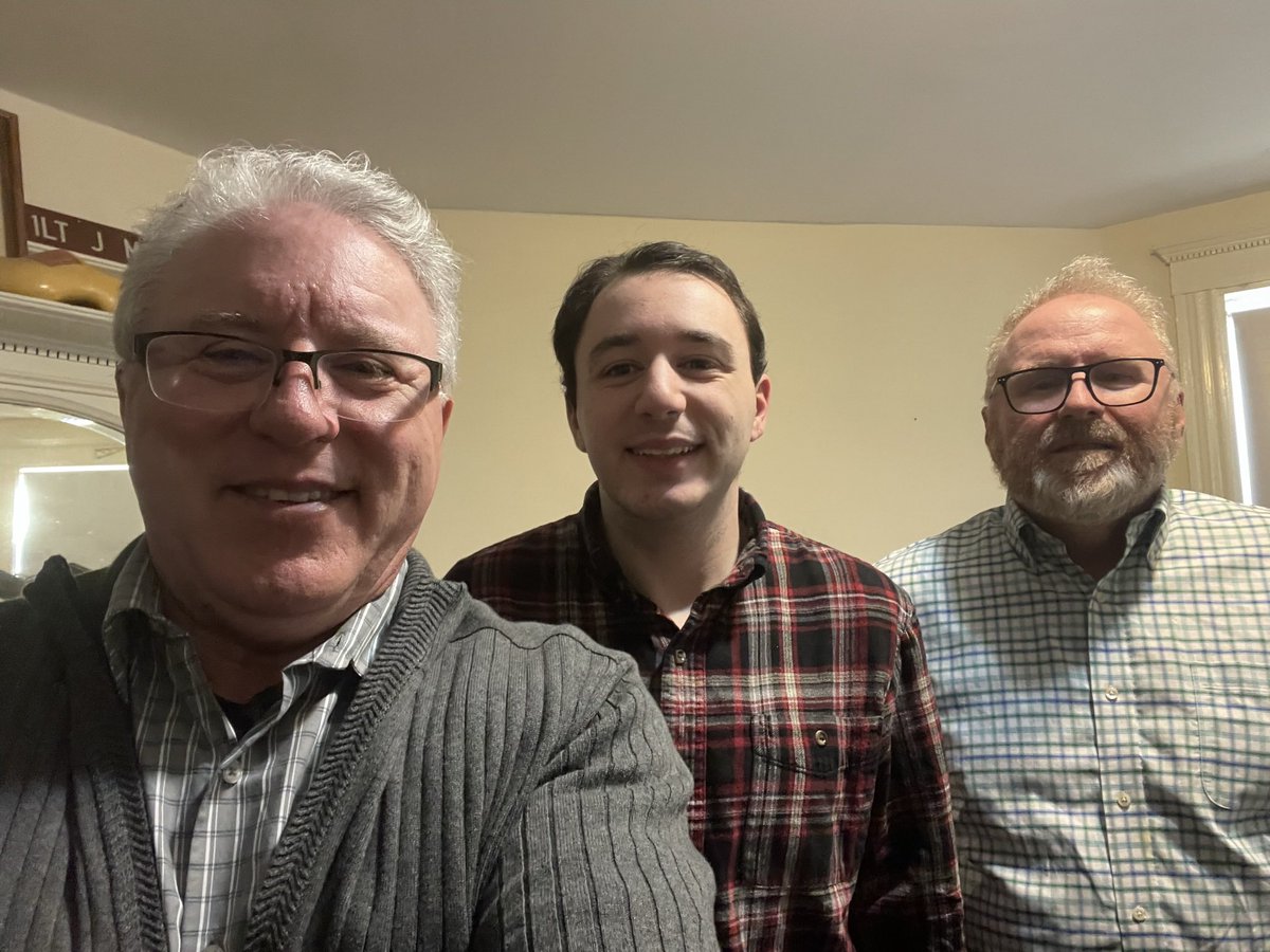 RichardBGoss's tweet photo. All in a week’s time:
Traveled to Boston; bought a horn;
Visited family; back to Buffalo; Guest Artist Marissa Benedict Concert; NFBQ performance; snow storm! https://t.co/VCQy4fee7Y