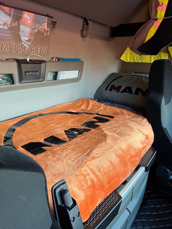 From shop to cab. This turned out well don’t you think? #truckbedding #mantrucks #mantgx