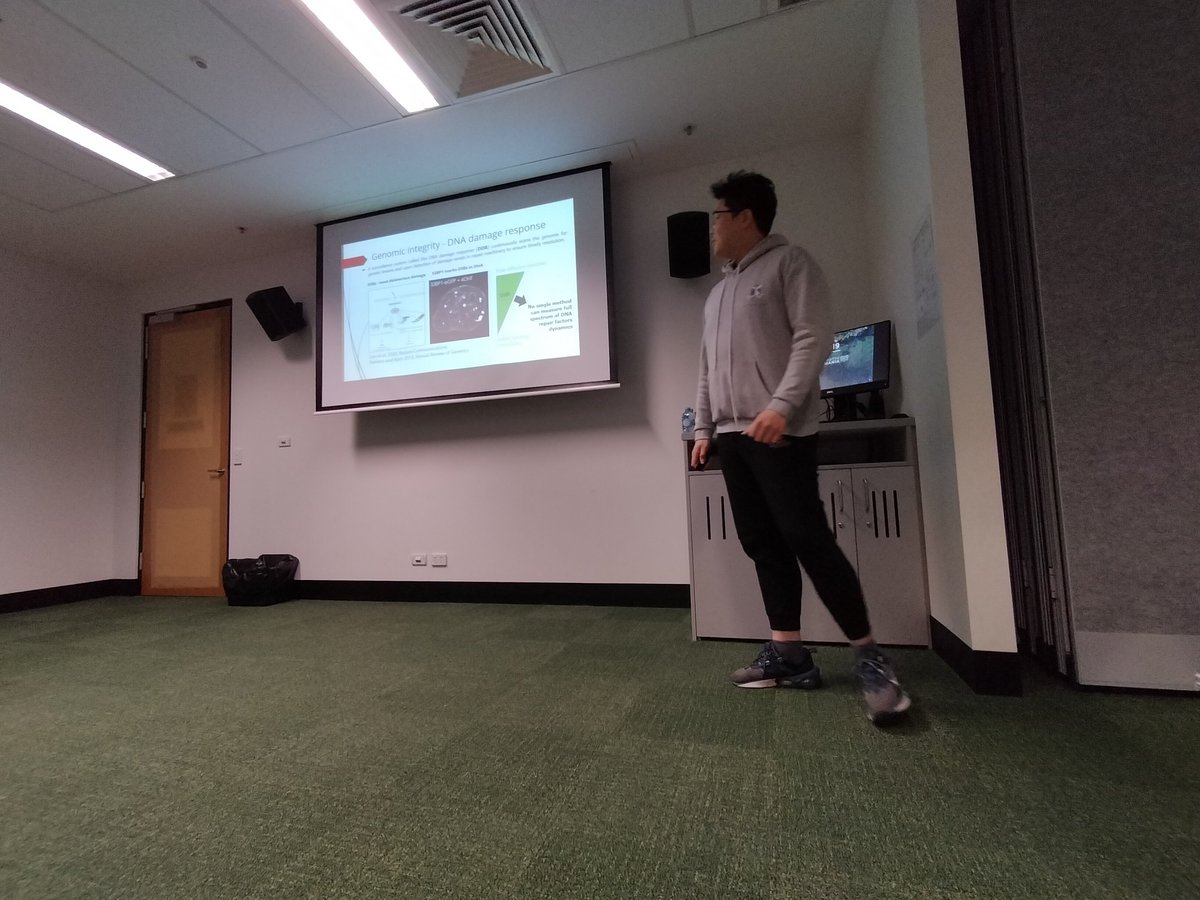 phatmattbaker's tweet photo. Kicking off Annual #biophysics meeting in #Hobart of @ausbiophyssoc (w/ @AuPhysiolSoc this Yr!) w/ Cellular Biophysics 

Excellent student talks by Tony, Shashikala and Minal, to accompany veterans @SBaratchi Andrea Yool and Ben Corey. https://t.co/btFsRkFJl7