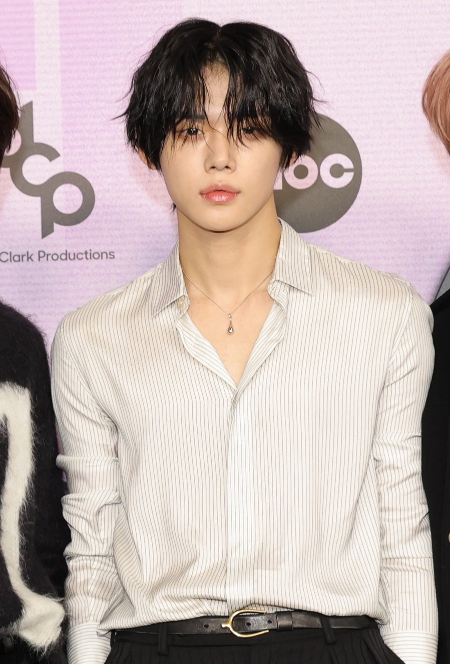 FiC2_3NaMAIYI9W?format=jpg&name=large