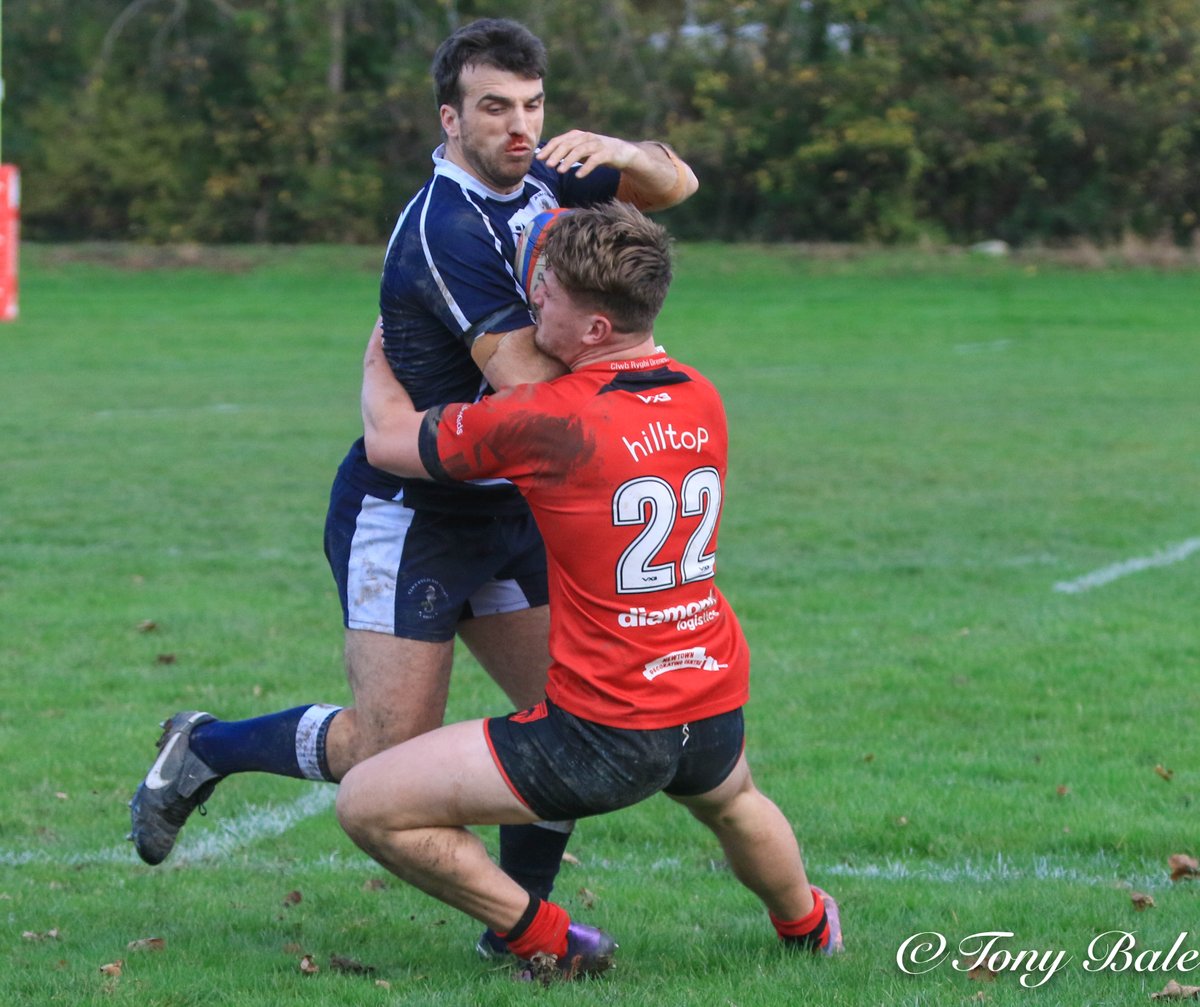 tonybale263's tweet photo. Perhaps a 11am kick off was a little too early for @colwynbayrugby as they loose their winning run to @NewtownRugby 10 - 17 Gallery on Tony Bale Facebook @ovalzonerugby @MrlycettPE @GogPod @rgcorner @GrahamOpie_VB https://t.co/ST3y2b3AYf