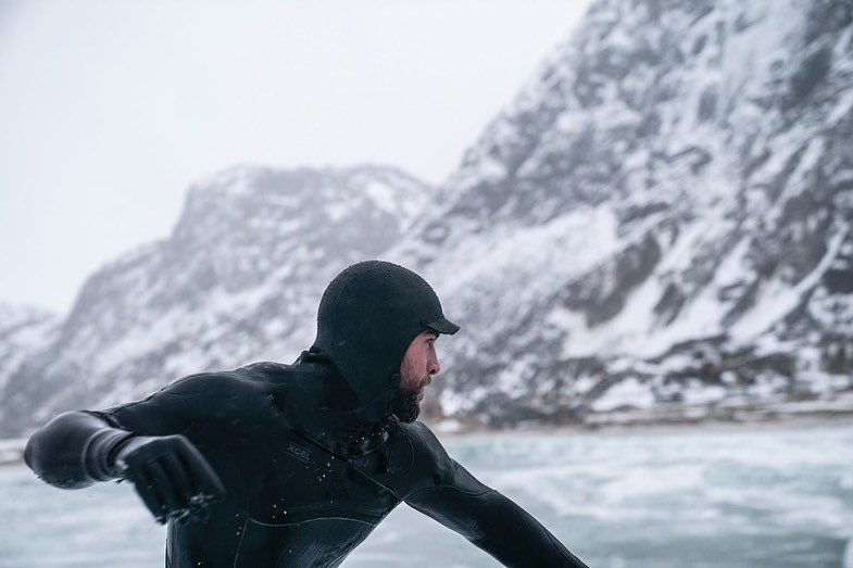 New. BTS @LiamHemsworth from #LimitlessWithChrisHemsworth.

“A couple icy cold snaps from craigparryphotography during the shooting of #limitlesswithchrishemsworth @NatGeoTV @DisneyPlus” - @LiamHemsworth