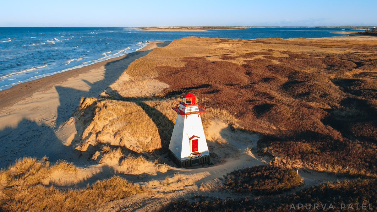 apurvapatel68's tweet photo. By the ocean is where I’m meant to be ☀️🌊
St. Peters Harbour Lighthouse 📍

#explorepei #truepei #welovepei #discoverpei #cbcpei #pei #princeedwardisland  #discoveratlantic  #atlanticcanada #canada  #explorecanada #imagesofcanada #travelphotography #cangeotravel #heartsofcanada https://t.co/qsZo0i8HhE