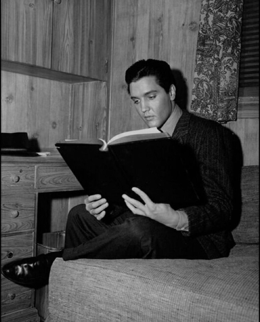 presleydiaries's tweet photo. pretending like his ass knew how to read https://t.co/qv8bSAstei