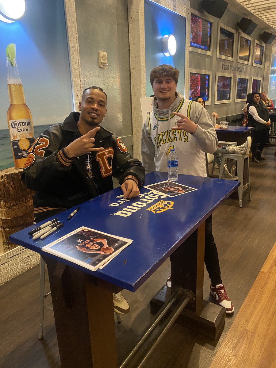 WickedCoy's tweet image. Pic with Gerald Green 🤘