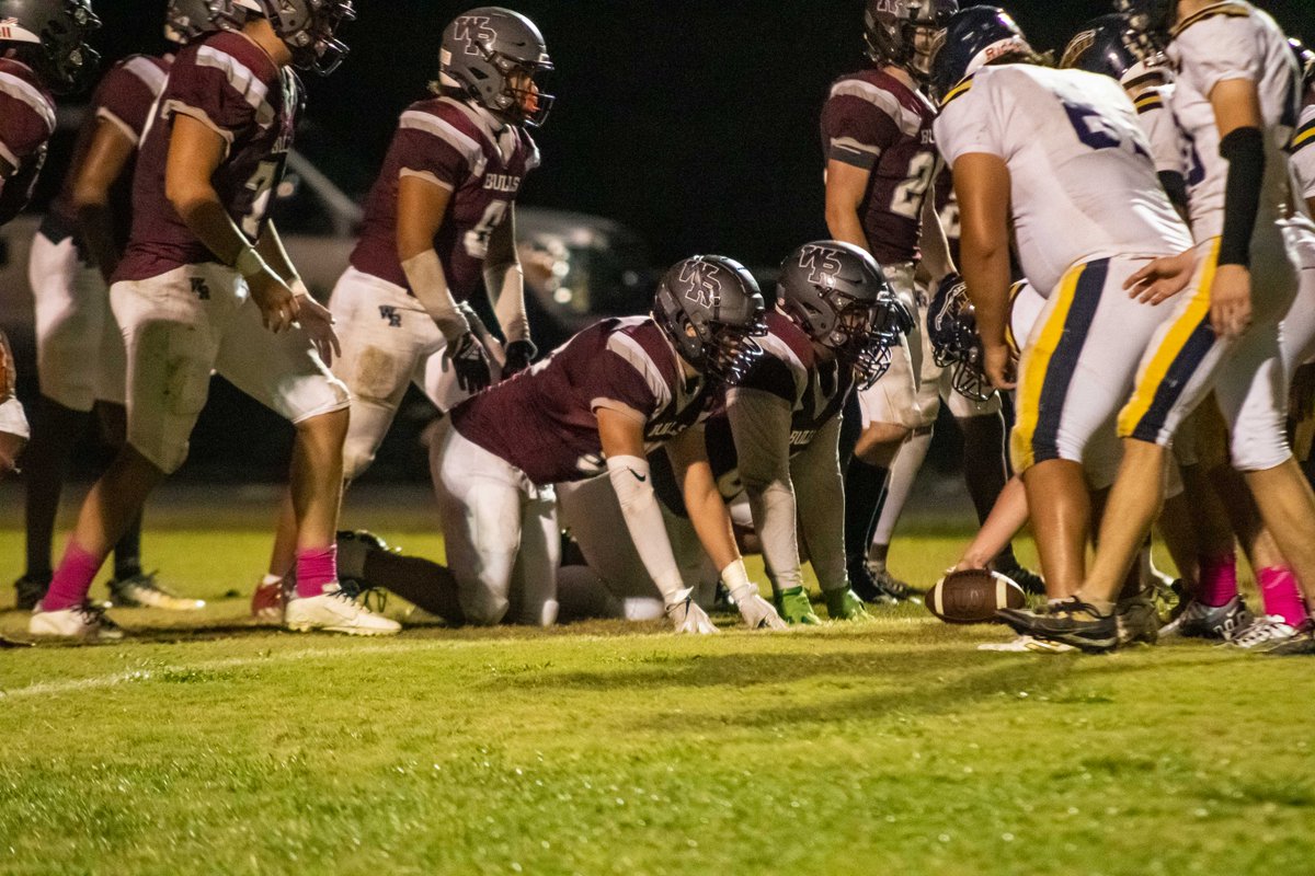 Dawgs in the trenches! 

#RanchLife #BullsNation #WiregrassFootball #HSFB