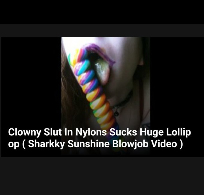 Help me win this months viewers choice cause you know these mouth skills deserve a prize 😫😫  https://t<a href="/tag/followme"class="tags"><span>#followme</span></a><a href="/tag/sexy"class="tags"><span>#sexy</span></a><a href="/tag/tongue"class="tags"><span>#tongue</span></a><a href="/tag/alt"class="tags"><span>#alt</span></a><a href="/tag/oral"class="tags"><span>#oral</span></a><a href="/tag/clowns"class="tags"><span>#clowns</span></a><a href="/tag/altgirls"class="tags"><span>#altgirls</span></a>