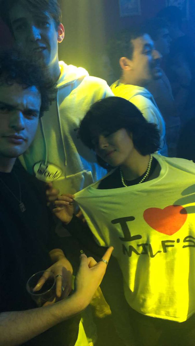 SimpelSam's tweet image. 