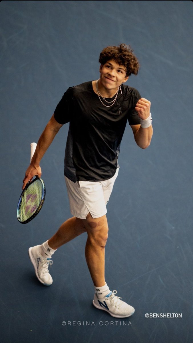JTweetsTennis's tweet image. Ben Shelton in Champaign, Illinois:
🏆 Aug. 2021 - first pro title
✅ Nov. 2021 - Challenger debut
🏆 May. 2022 - NCAA singles champion
🏆 Nov. 2022 - third challenger title, clinches @atptour top 100 debut