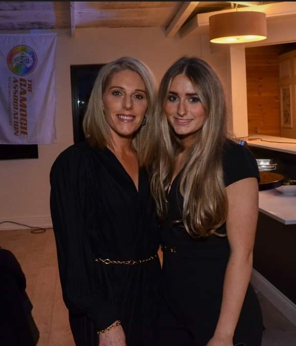 Photos from last night's Coaches Appreciation Night, where we made the Covid-delayed presentation of the 2019 U15 Championship medals and the 2020 Intermediate Championship medals.  

#UptheBridge 

SEI BELLA Hair Design #proudsponsors