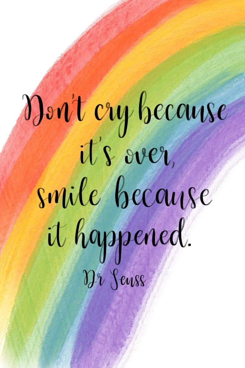 BeebsJoy's tweet photo. Trying to remember this today. #RIPGISH #21GlueGunSalute #GISH https://t.co/ena4ysv128