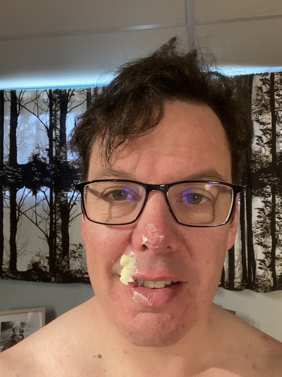 jamiebenton's tweet image. My son missed my nose.