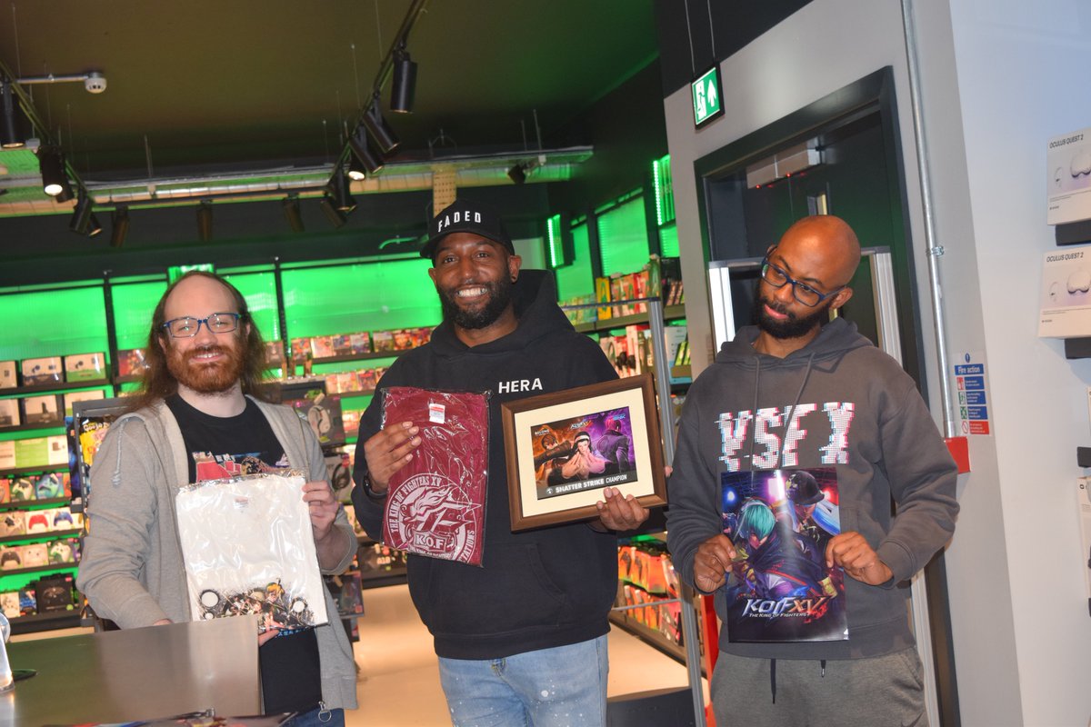 electronicdojo's tweet photo. Congratulations to our #KOFX #shatterstrike winner @SUPREME_SUPA79 who played amazing today! Also shoutouts to 2nd place @MowatMan and 3rd place @justinxavier21 ….Cheer up Justin! 😂😋 Was a great event, thanks to all that joined us in person and on stream! GG’s all!💪 https://t.co/D3z46clQpE