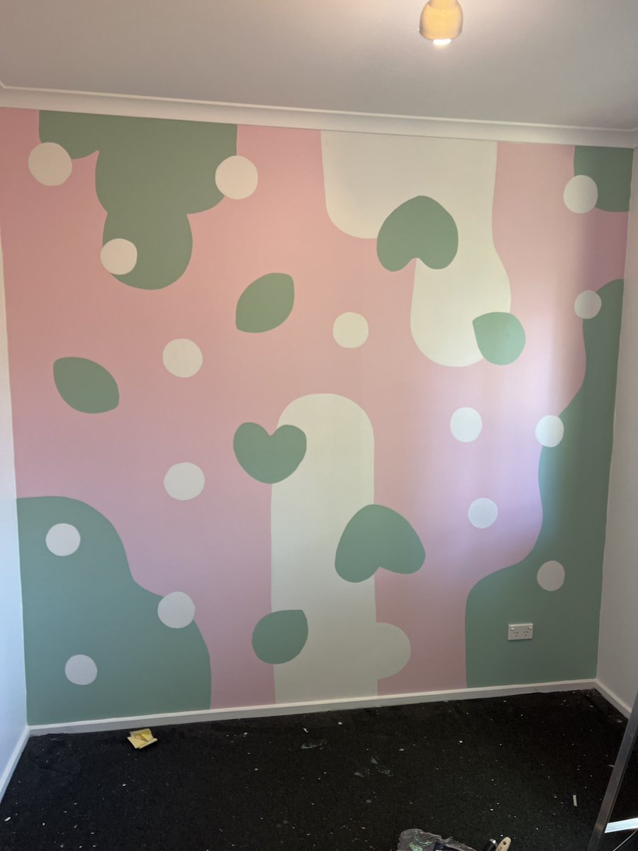 MashBrettato's tweet photo. Will be selling the walls of my house as #nfts https://t.co/SRmYOb0yja