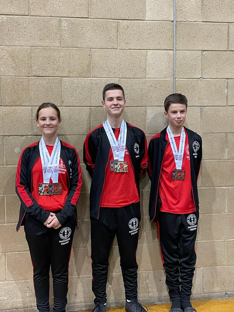 EthanH4HMetters's tweet photo. @StMartinsSch @STMartinsSchPE another successful day at our last competition of the year 🥇🥇🥈🥈🥉🥉🥉 ( Jamie missing from pic ) https://t.co/On3YkS3ZmP