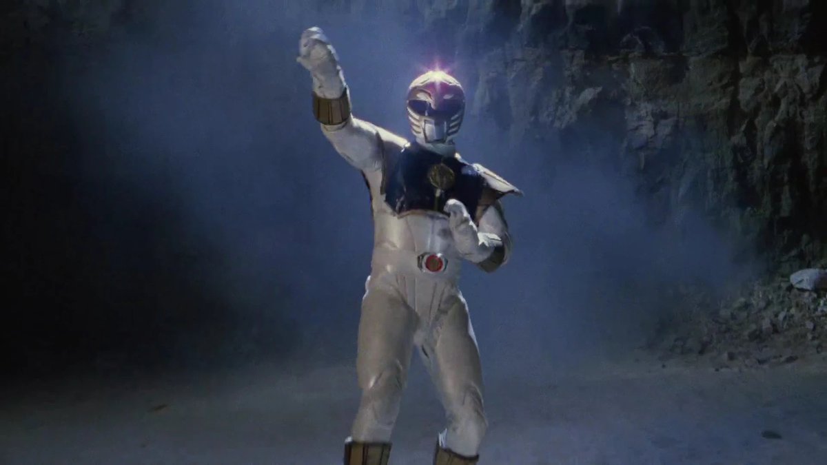puppnelli32's tweet photo. Rip to the greatest power ranger of all time 🙏🏻🙏🏻 https://t.co/ITpHDBzjOz