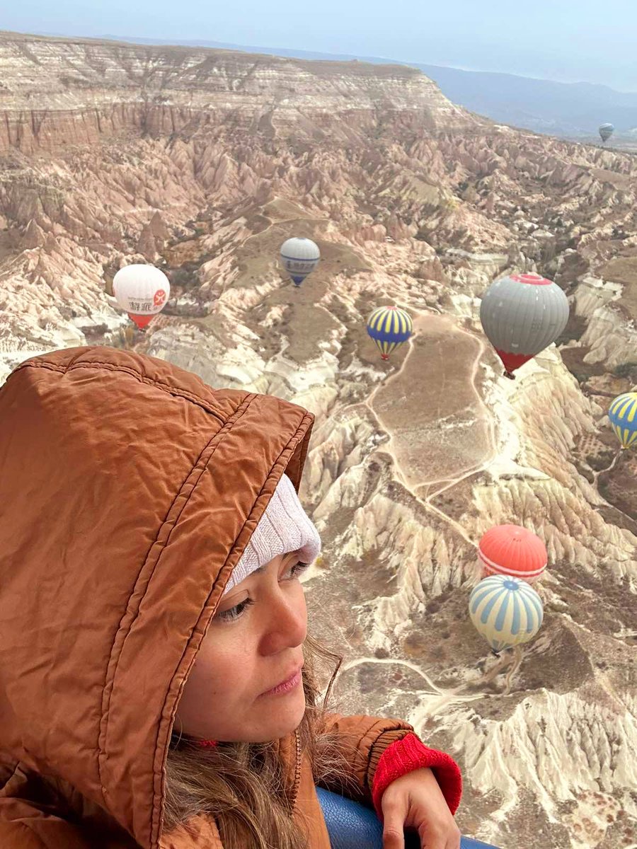 joyacabal's tweet photo. A dream come true 😊 I still can't believe I was here.
#cappadocia #Turkey #helloturkiye https://t.co/xoKQmtU9y1