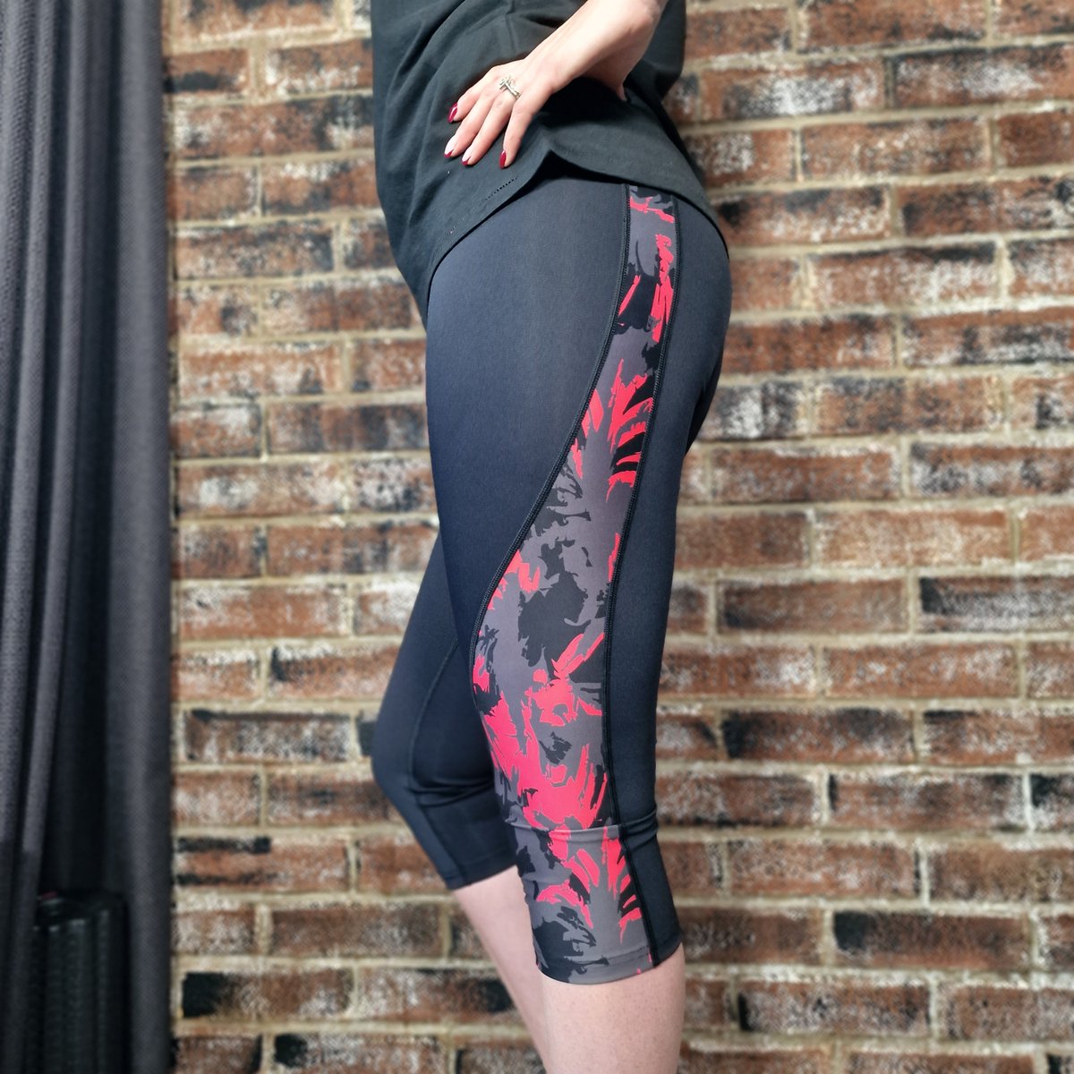 Fit_Steps's tweet photo. Have you seen our NEW STYLES?! βοΈ πβοΈ
Available right now in the #FitSteps Shop. Perfect for your classes, or as a special gift for any FitSteps fans for Christmas!
Plus they go perfectly with our leggings π
Shop Now - https://t.co/NSvYWQPYV1 https://t.co/uA56yAC5EP