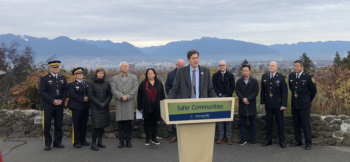 Premier Eby talking today about a public safety plan though collaboration. His comments reinforce @CityofVancouver motion for 100 nurses/police is the right direction. Support for @VancouverPD & the Car 87, ACT, AOT, & Peer Assisted Care programs is crucial part of the solution.