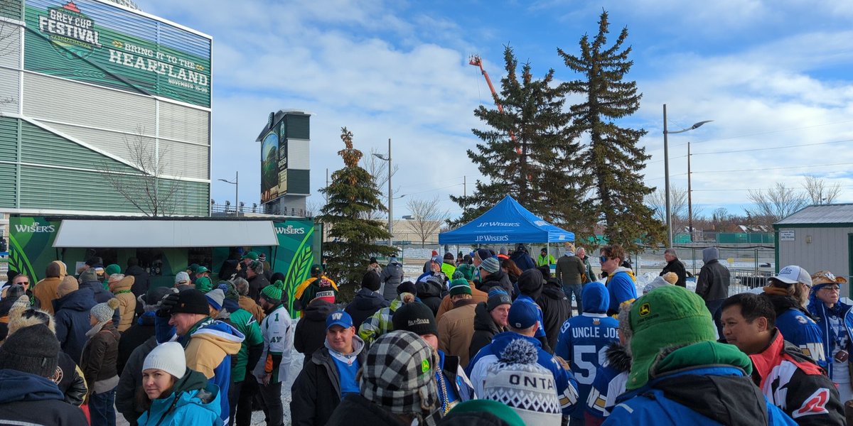 Only one beer tent for the entire tailgate party. You have been warned. #GreyCupFail