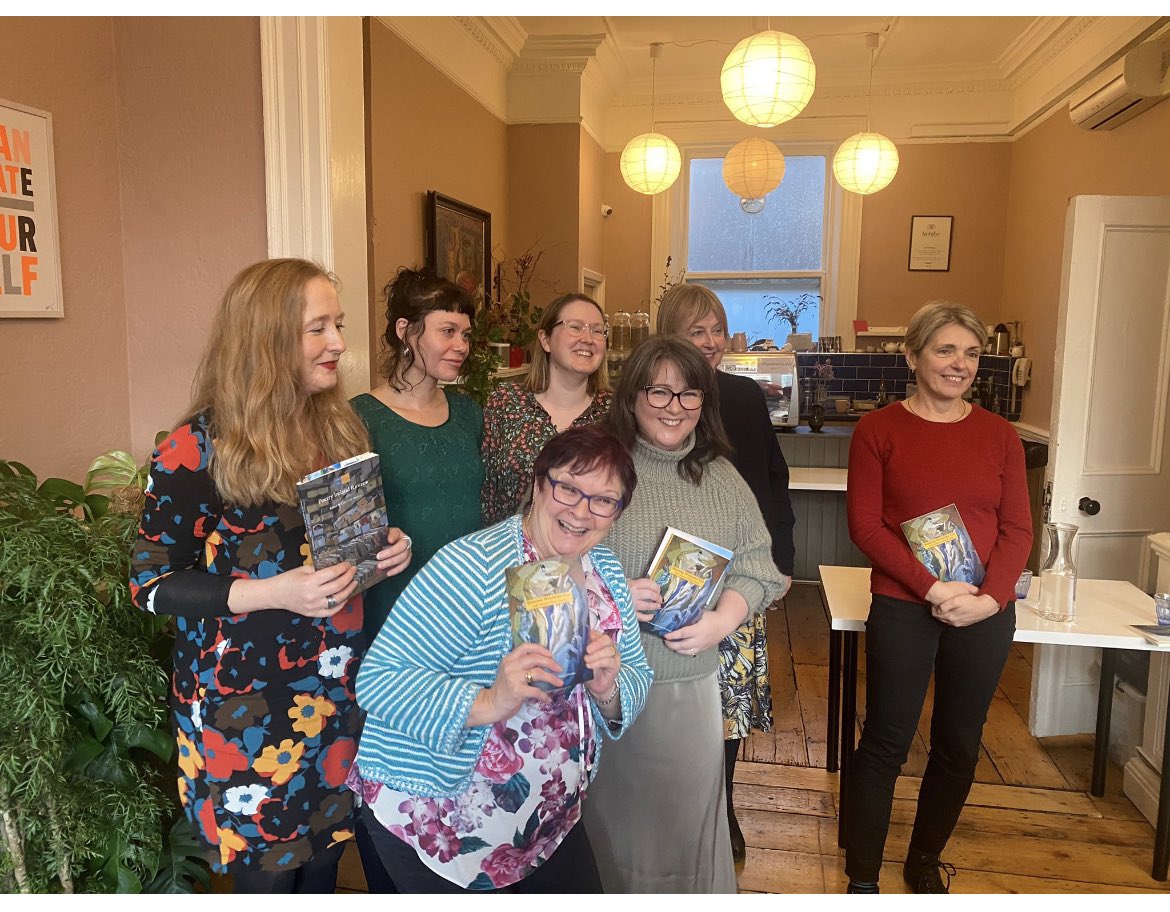 gaffneyamy's tweet photo. @philipnolan1 Here is something that lifted my whole heart today! A gathering of Poets #TwitterSunday not seen is @JackieLynam who mc-ed
@MariMaxwell17 @_RachelHandley @lianneohara https://t.co/5xHNMQYVqw