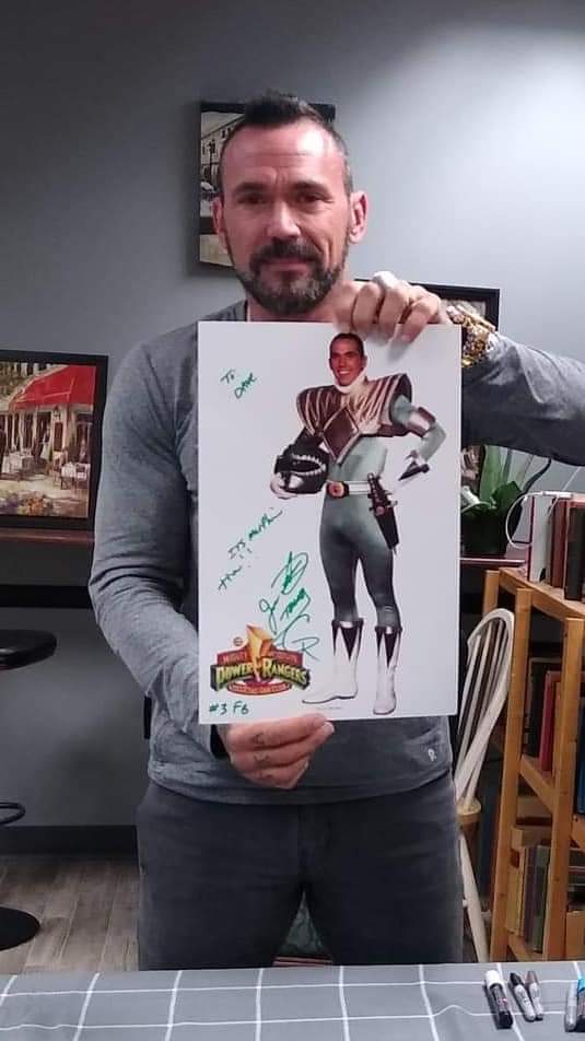 🦊Daeve Shutterfoxxi tweet media