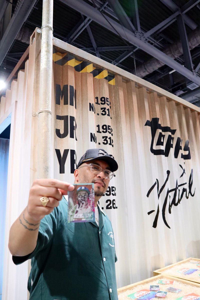 Artist of our 1952 Topps set <a href="/TheRealNaturel/">Naturel</a> will be on the dock from 2-3 pm PT signing his exclusive #ComplexCon parallels!