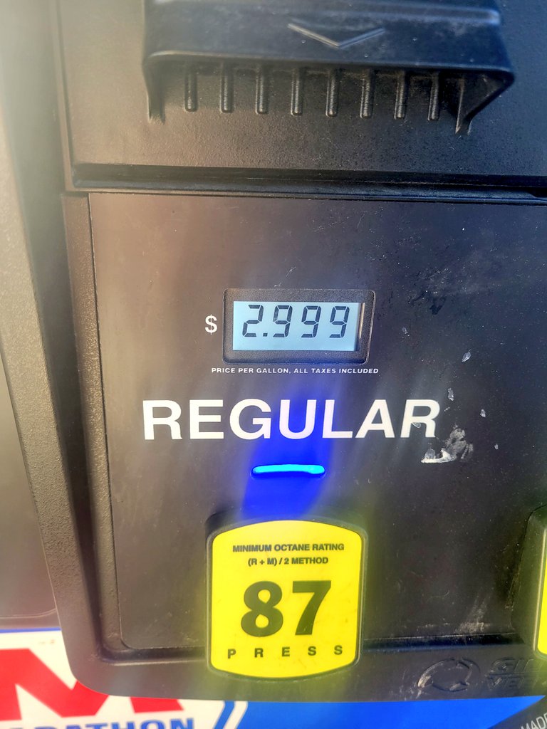 Crazy how gas prices went down immediately after the election. It's almost as if oil companies were trying to sabotage Biden and the Democrats in the midterms.