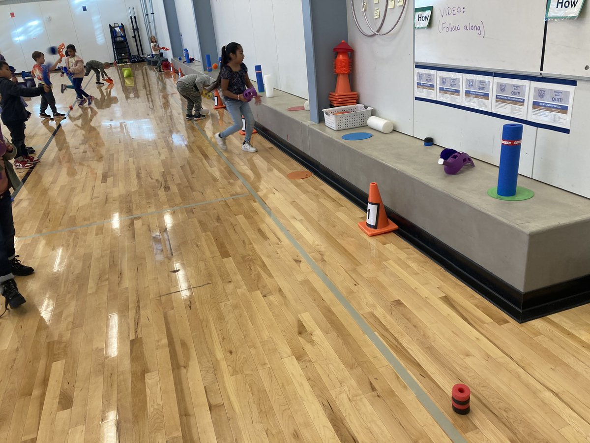 motionfunction's tweet photo. Scoops/ball/pins target practice: Build a tower with your ‘donut’ points. https://t.co/lj6YpJHU64
