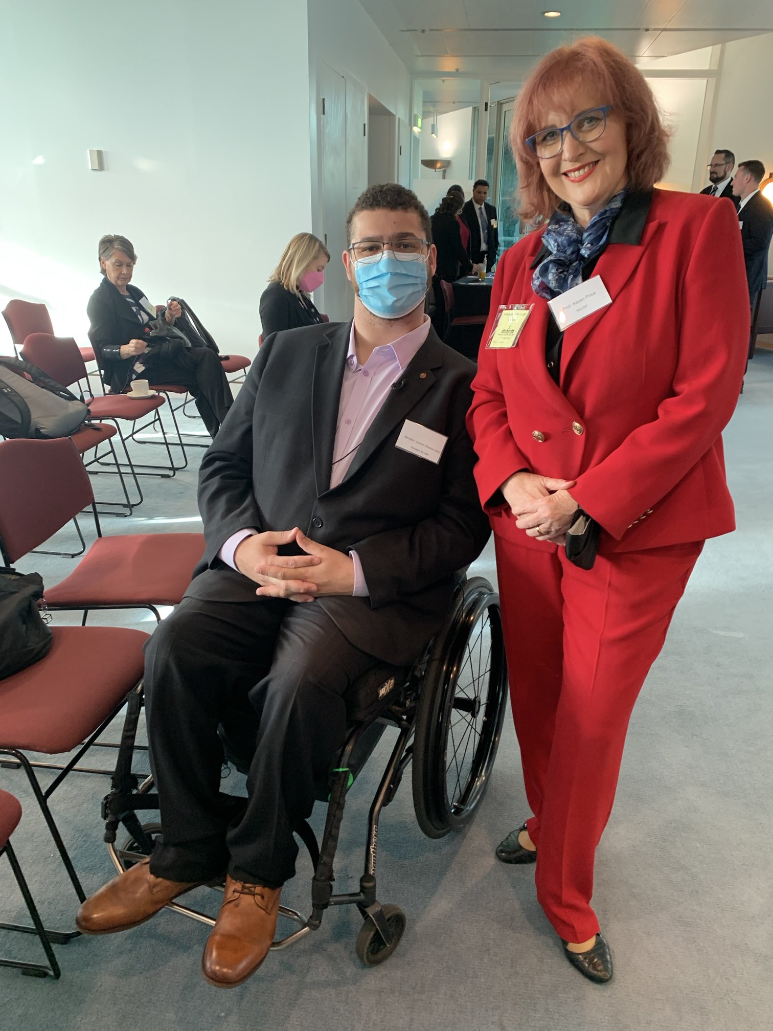 Joan Kent (Joan_of_Kent) / Twitter