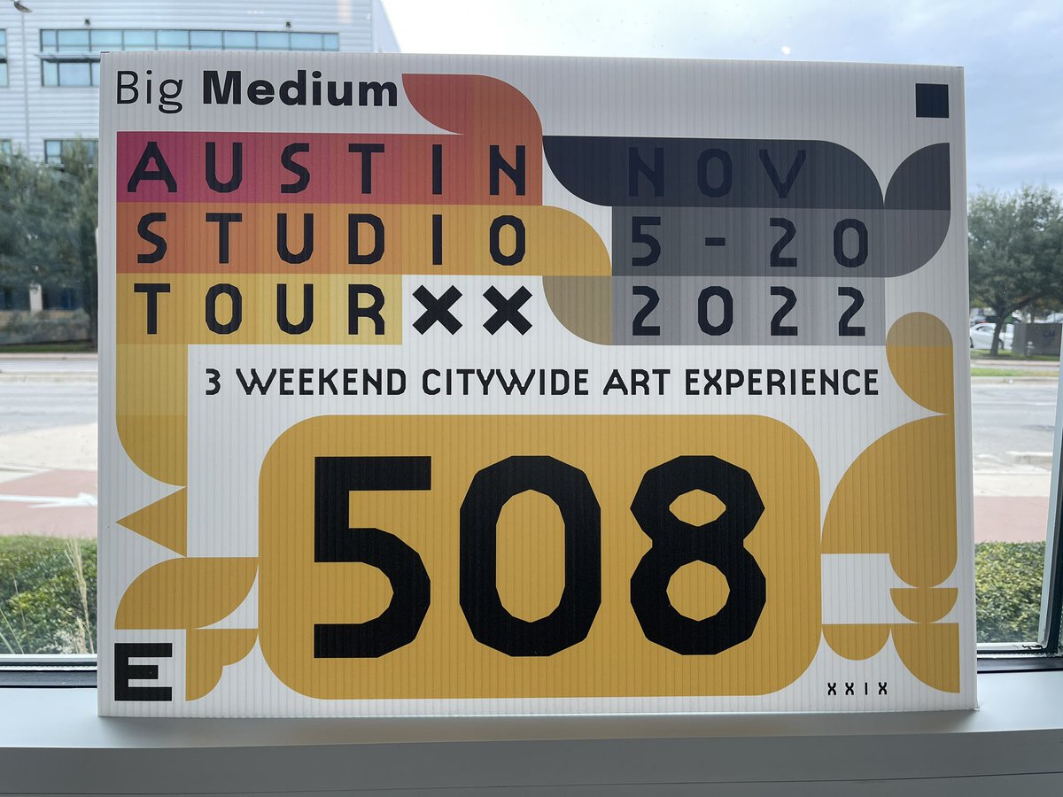 Final hours @bigmediumaustin Studio Tour stop 508. See 147+ works of art. So many options to enjoy the #Arts in @austintexasgov @cityofaustinarts #AISDproud of our @AustinISD art teachers and students!