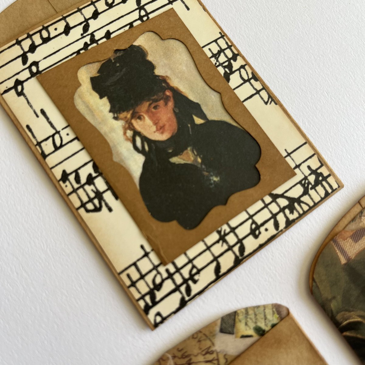 LeCafeCraft's tweet photo. Mini decorative tags - Love how they turned out!!
#tags #specimentags #journalinserts #multimedia #analogcollage #victorian #floralart #musicsheet #bookart #scraps #crafting https://t.co/FQxcWJQcX5
