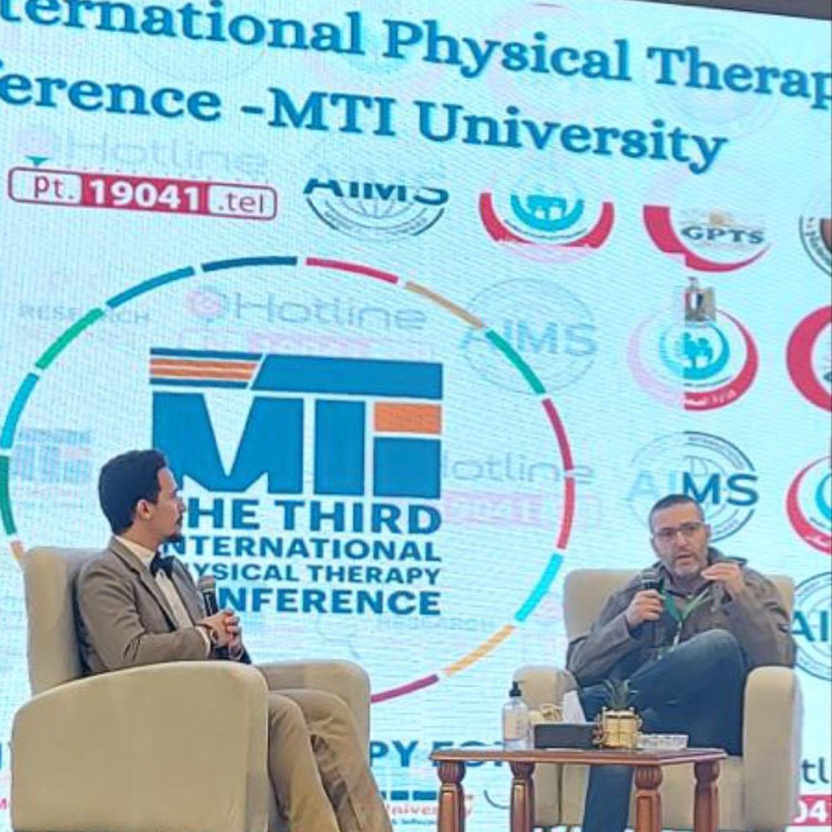 RodrigoZacca's tweet photo. Thank you Egypt 🇪🇬
III International Scientific Conference for Faculty of #PhysicalTherapy - MTI University
📌Cairo, 2022
@mtiuniversityeg
@UPorto
#FADEUP
#CIAFEL
#ITR
#Research
#Exercise
#Health
#SportSciences https://t.co/I8rg1V4oVc