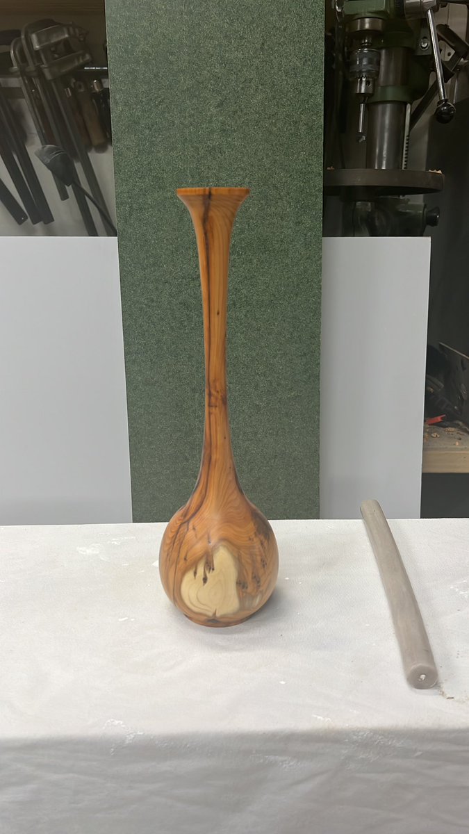 esterfun1's tweet photo. Tot en met 24 december, iedere zaterdag tussen 15.00 uur en 17.30 uur houdt Ronald Suijker in Drakennest open atelier! Tooropstraat 138a! https://t.co/9NCVwEe7gc