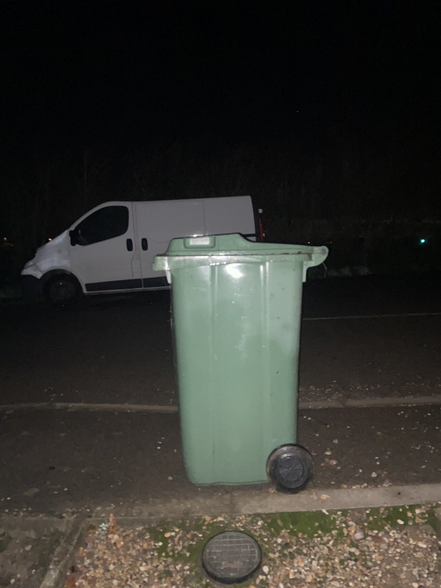 ourgreenbin's tweet photo. Out ready for my collection tomorrow! It’s cold and wet so I really hope I’m not out too long. https://t.co/RTigcpJyDz
