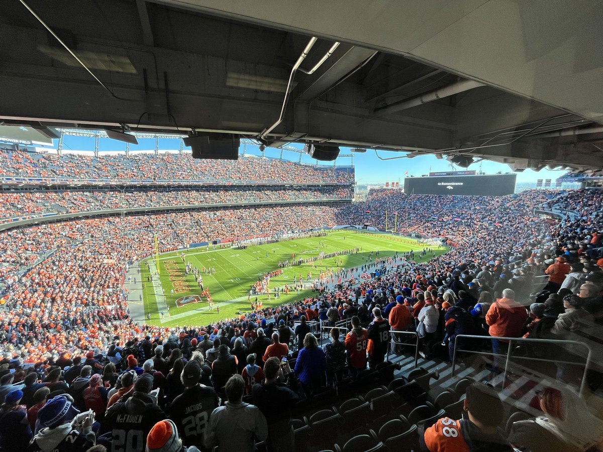 9NEWSSports's tweet photo. A moment of silence held prior to #DENvsOAK for those killed in Saturday night's shooting at a LGBTQ+ nightclub in Colorado Springs. https://t.co/sBzkjjh7s4
